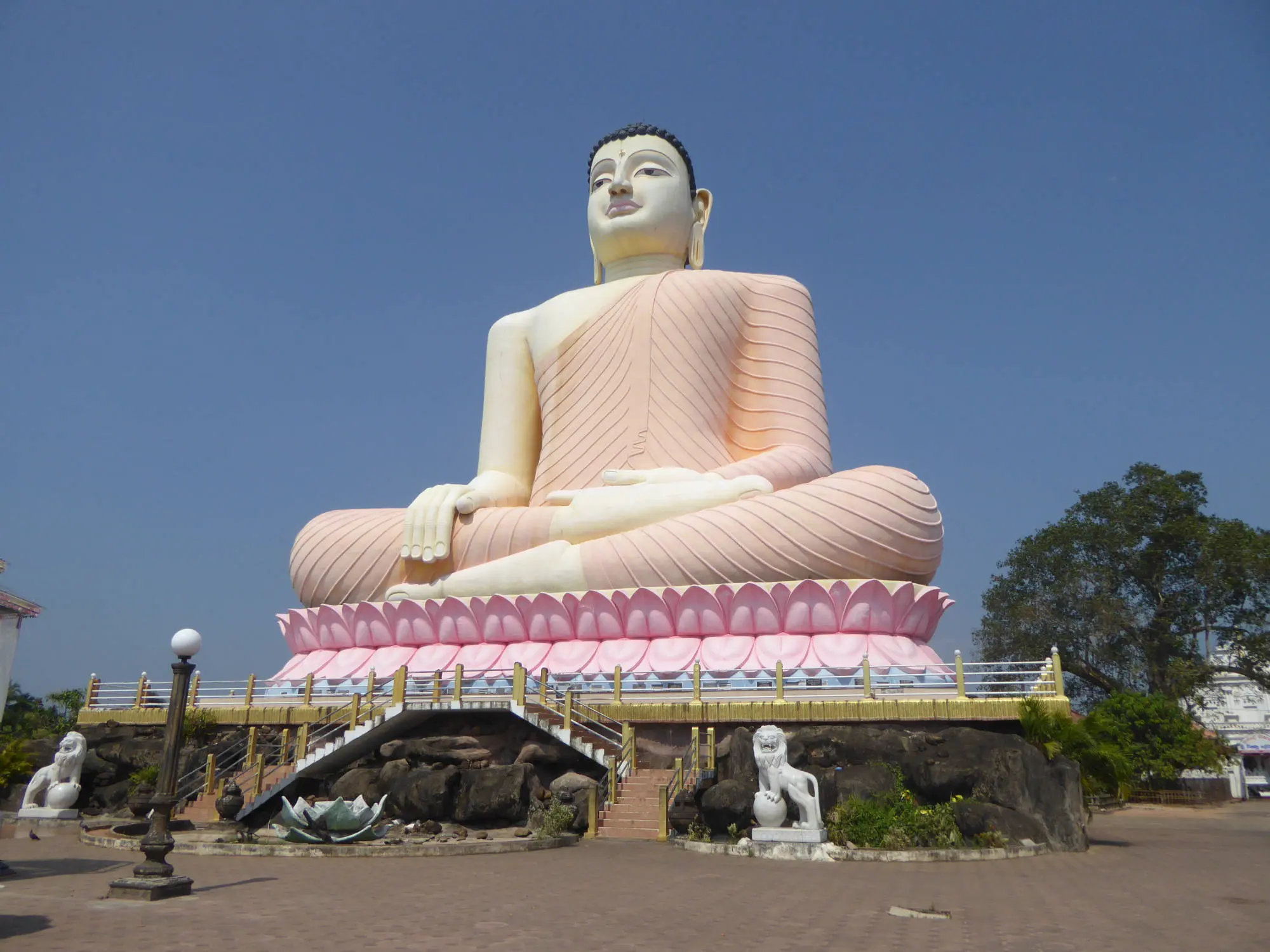 Seating Buddha, Kande Vihara Temple, Aluthgama