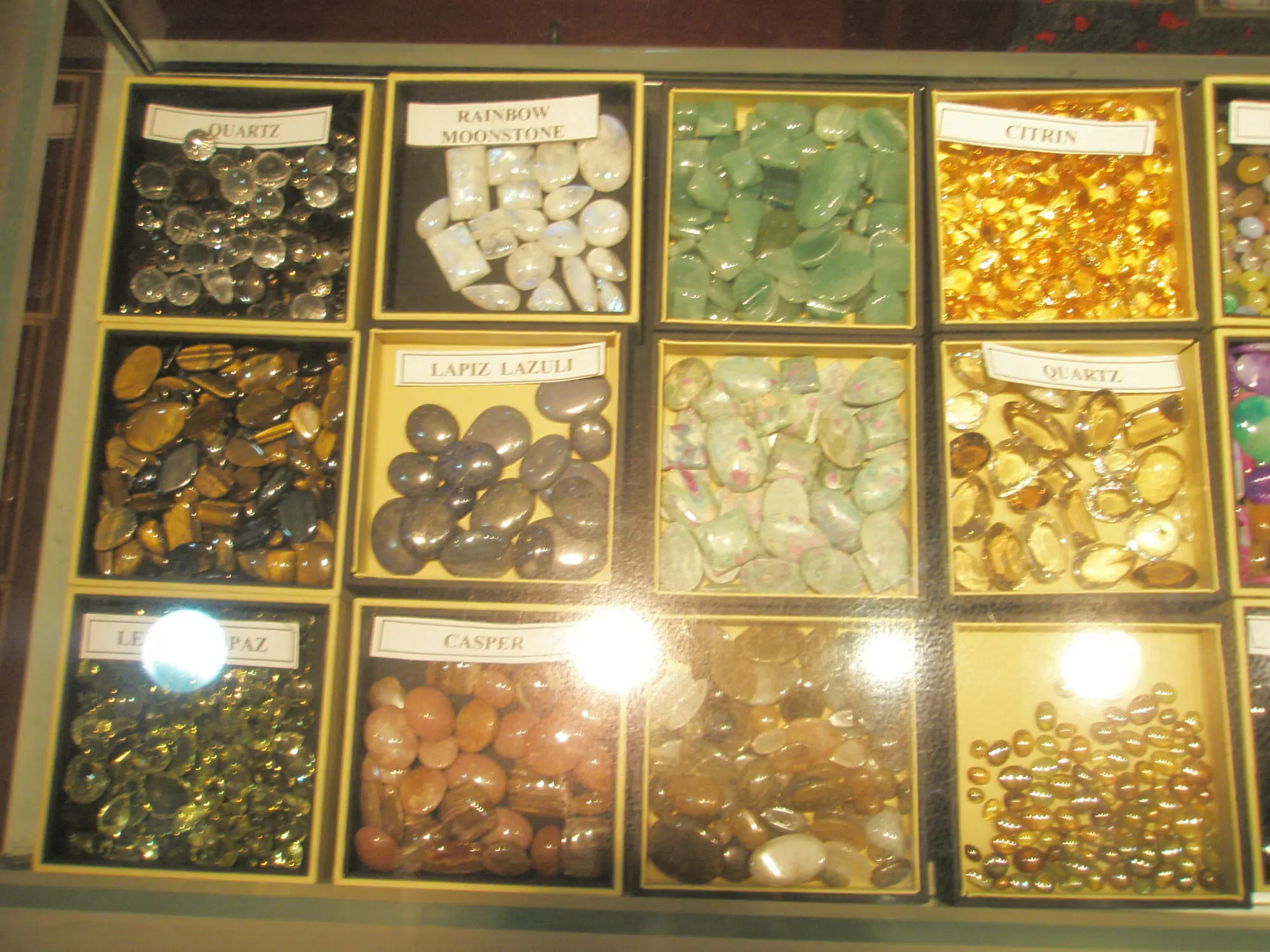Gemstones Sri Lanka