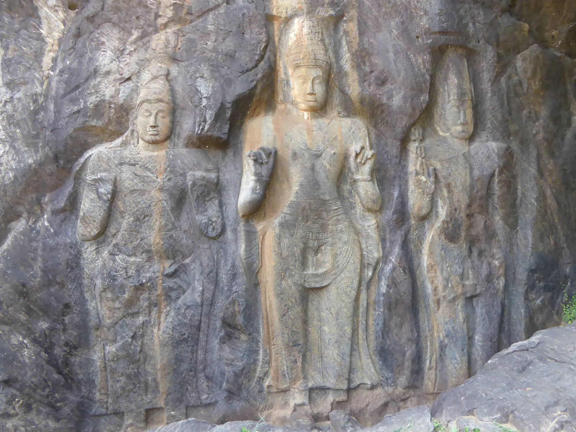 Statues carved in stone, Peace Pagoda, Unawatuna